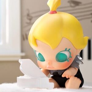 Future Pianist Baby Molly When I Was Three Series Confirmed Figure